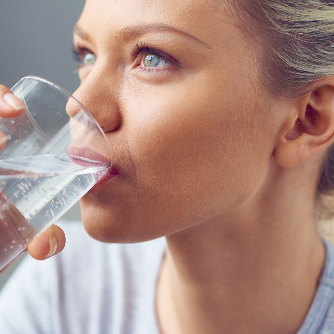 L'importance de boire de l'eau pour une belle peau